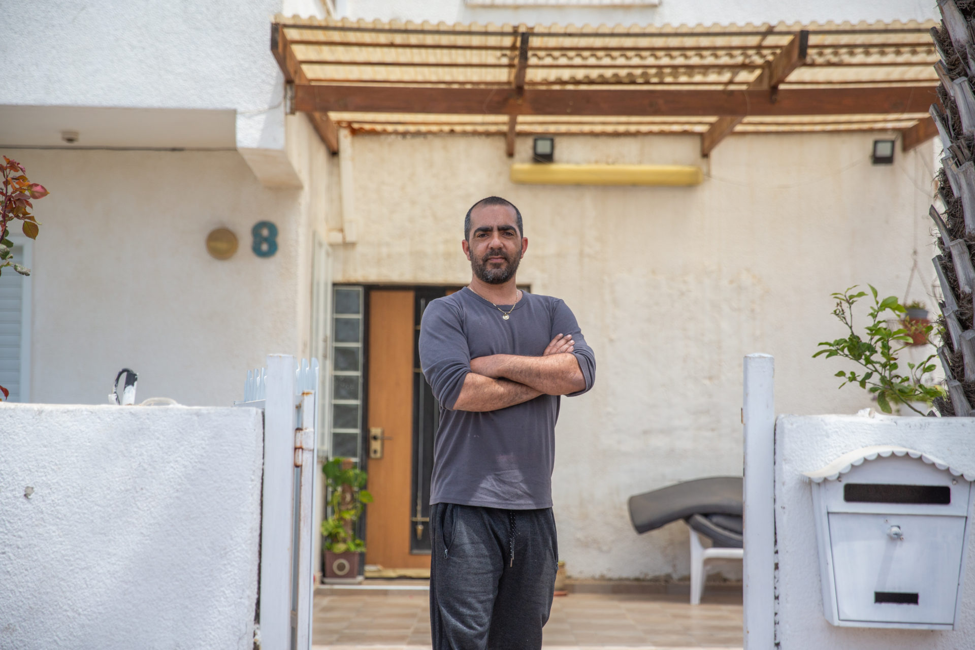 בטן מלאה ולב שבור. חיים ביתן