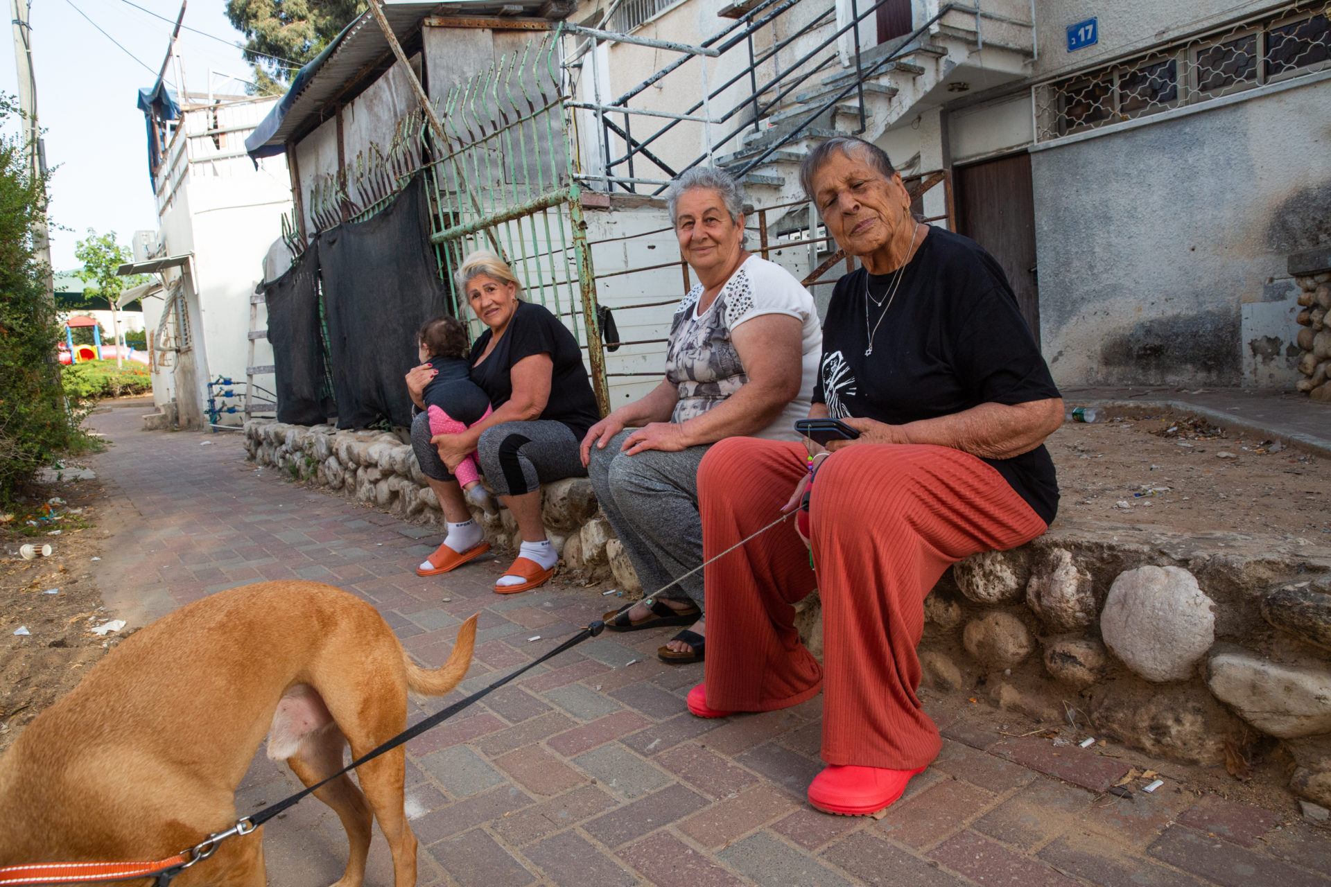 תושבי אשדוד (צילום: יעל געתון)