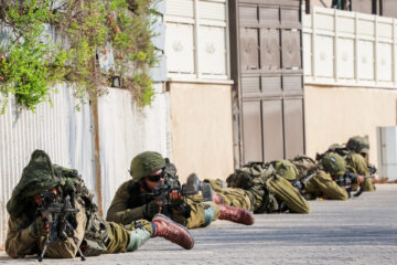 חיילים בשדרות (צילום: יוסי זמיר, פלאש 90)