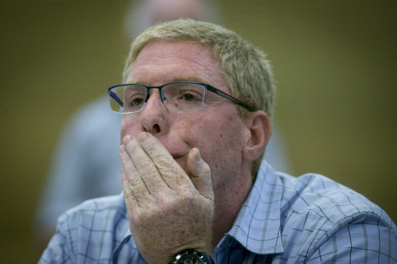 מנכ"ל דניה סיבוס, רונן גינזבורג. הכנסת, ספטמבר 2016 (צילום: יונתן זינדל, פלאש 90)