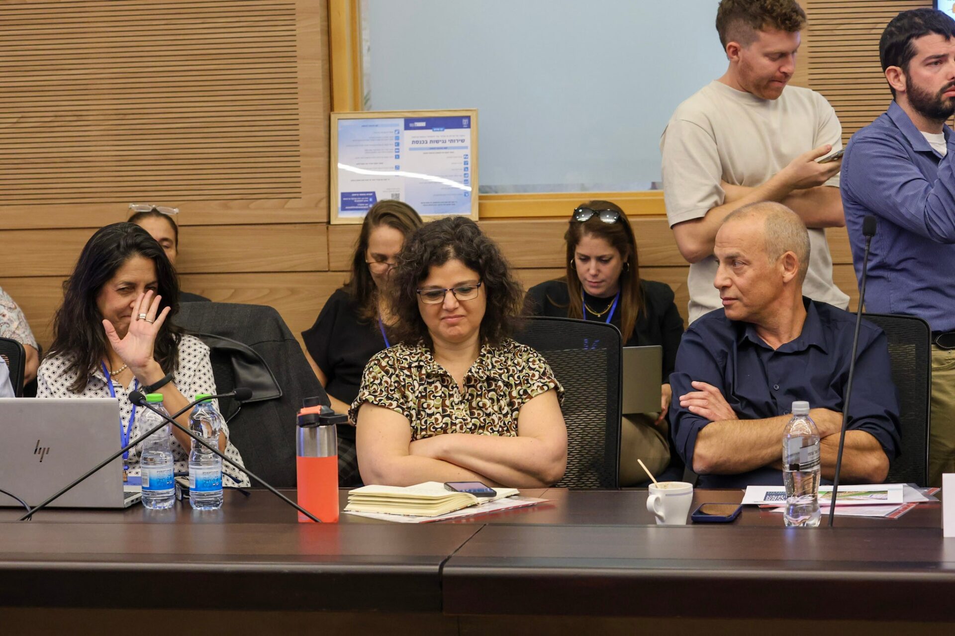 עו"ד נטע דרורי, היועצת המשפטית של המשרד להגנת הסביבה, ועדת הפנים והגנת הסביבה, נובמבר 2025 (צילום: דני שם טוב, דוברות הכנסת)
