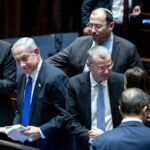 ההצבעה על ביטול עילת הסבירות, כנסת ישראל, 10.7.23. השרים איתמר בן-גביר, יריב לוין ושלמה קרעי, ח"כ שמחה רוטמן ורה"מ בנימין נתניהו (צילום: יונתן זינדל)