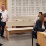 ח"כ דוד ביטן מגיע להעיד במשפט השוחד שלו. בית המשפט המחוזי בלוד, 19.5.2026 (צילום: איתמר ב"ז)